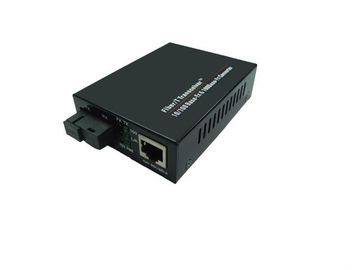 Warna hitam RJ-45 SC Konverter Media Serat Optik Ethernet Berlaku untuk Jaringan Broadband Kampus